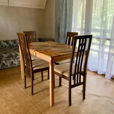 Chatova Osada Zeleny Haj אתר קמפינג